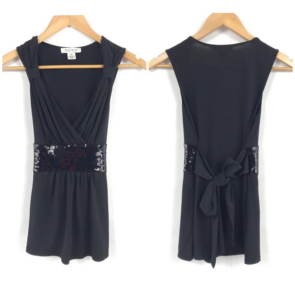 ☀️ White House Black Market Sleeveless Sequin Top
